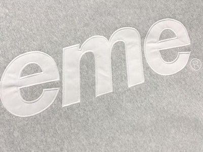 Moletom Supreme Satin Appliqué Gris