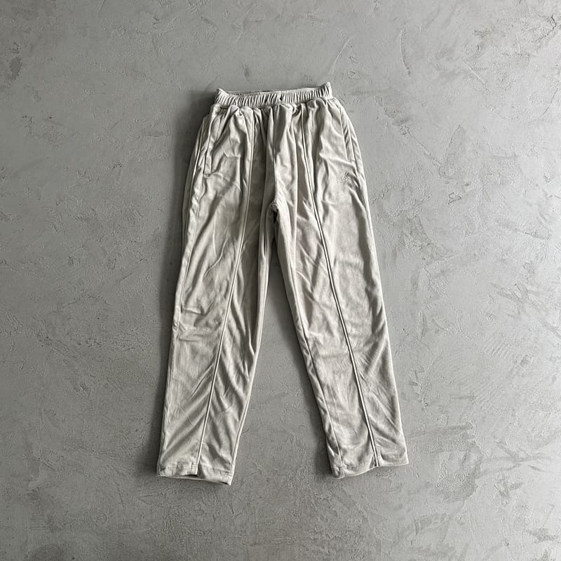 Conjunto Corteiz Veludo Gris