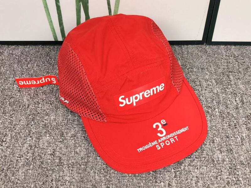 Gorra Supreme Mesh Side Panel Camp Rojo