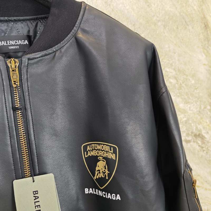 Chamarra Balenciaga x Automobili Lamborghini Preta
