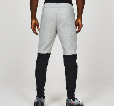 Conjunto Nike Tech Fleece Gris/Negro 2023 (New Season)