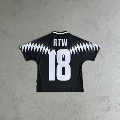 Playera Corteiz Fútbol Negro
