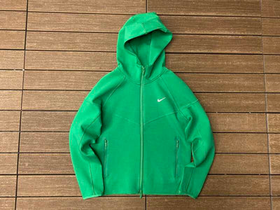 Conjunto Pantalón Nike x NOCTA Tech Fleece Stadium Green/Sail