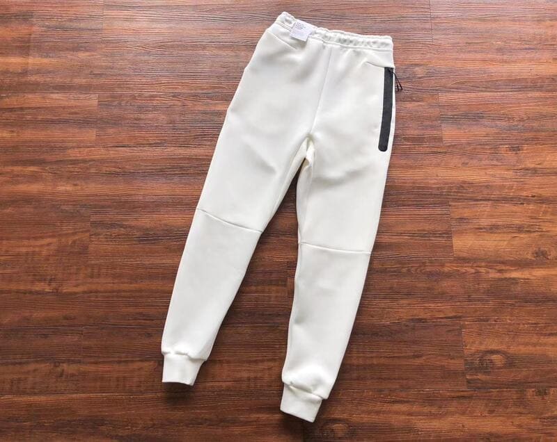 Conjunto Nike Tech Fleece Blanco