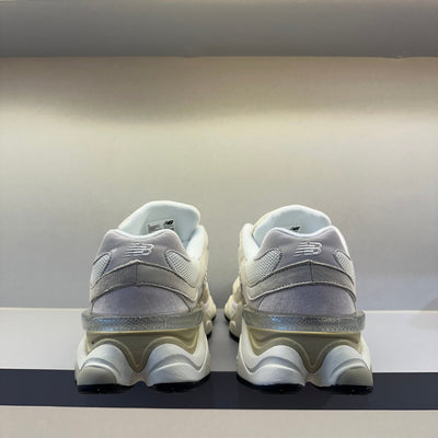 New Balance 9060 Moonbeam Sea Salt
