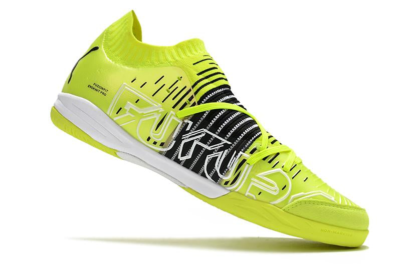 Tachones Future Z 11 Futsal–Cómodo