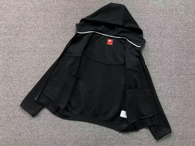 Conjunto Nike Tech Fleece Negro (Reflective)