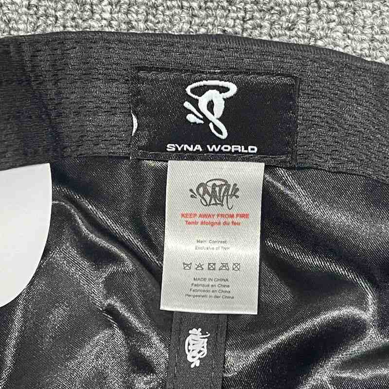 Gorra SynaWorld Star Black