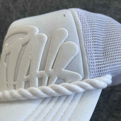 Gorra Trucker SynaWorld White