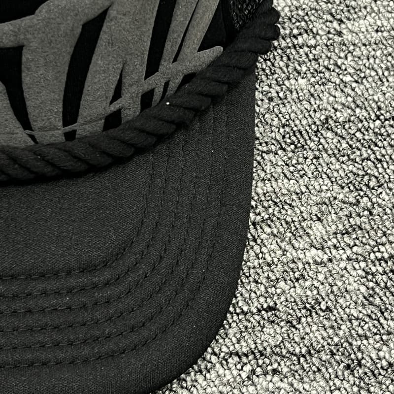 Gorra Trucker SynaWorld Black