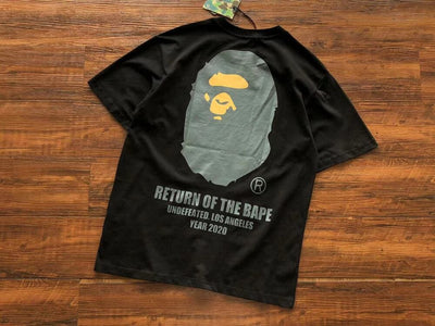 Playera BAPE x Undefeated Ape Head