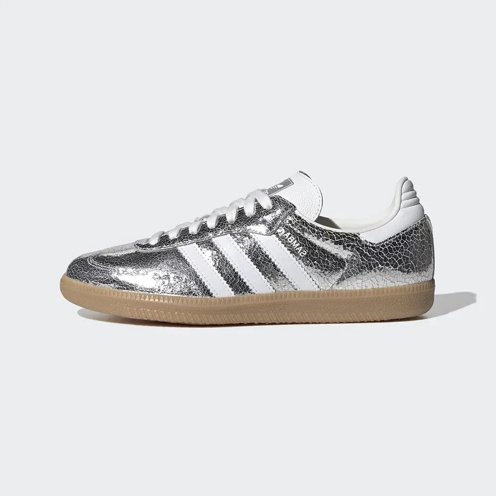 SAMBA OG Silver Metallic Cracked Leather–Cómodo