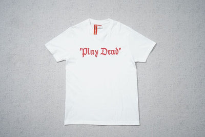Playera Supreme “Play Dead”