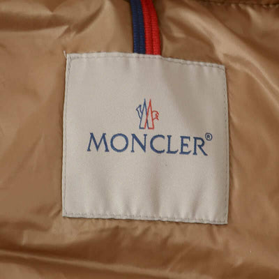 Sobretudo Moncler Metalassê Negro