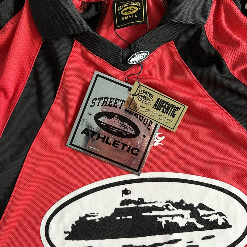 Playera Corteiz Alcatraz Football Vermelha