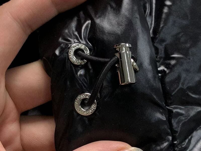 Chamarra Moncler Montbeliard