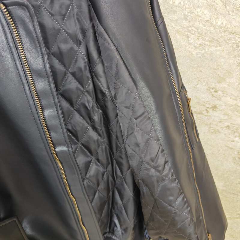 Chamarra Balenciaga x Automobili Lamborghini Preta