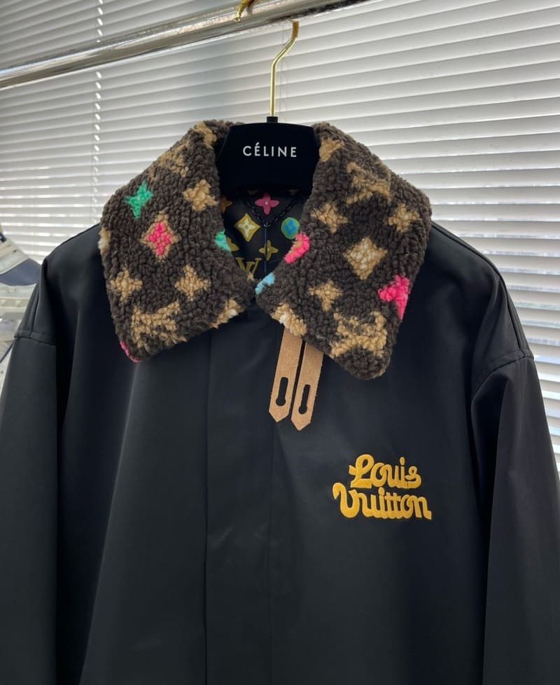 Chamarra Louis Vuitton  Aviator Monogram Fleece Collar