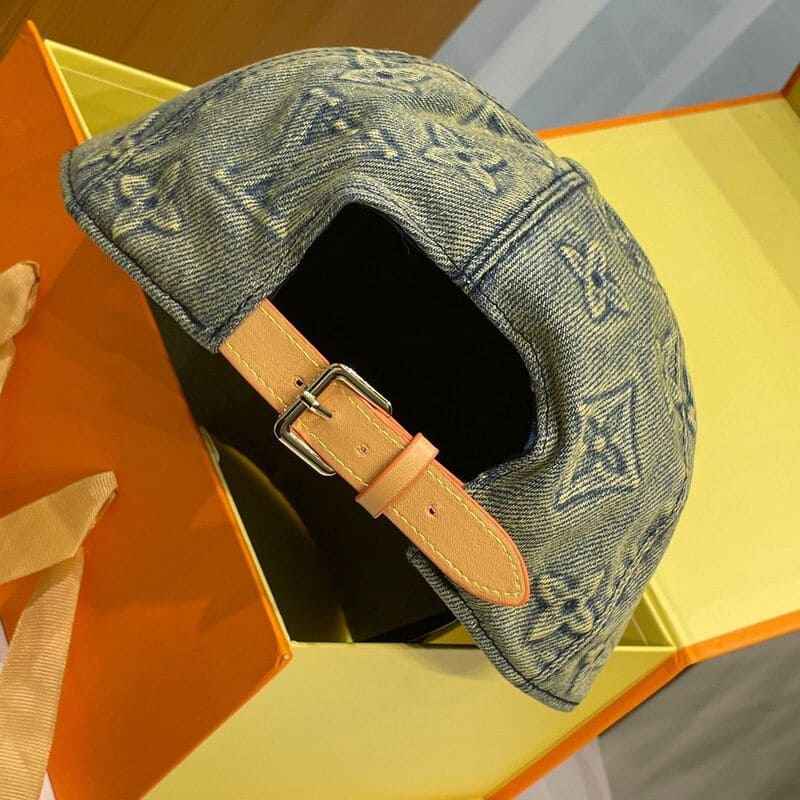Gorra Louis Vuitton Jeans