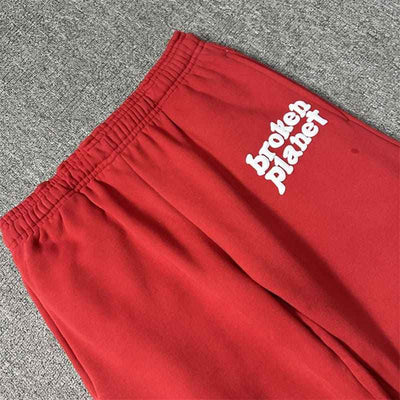 Pantalón Broken Planet Straight Leg Ruby Red