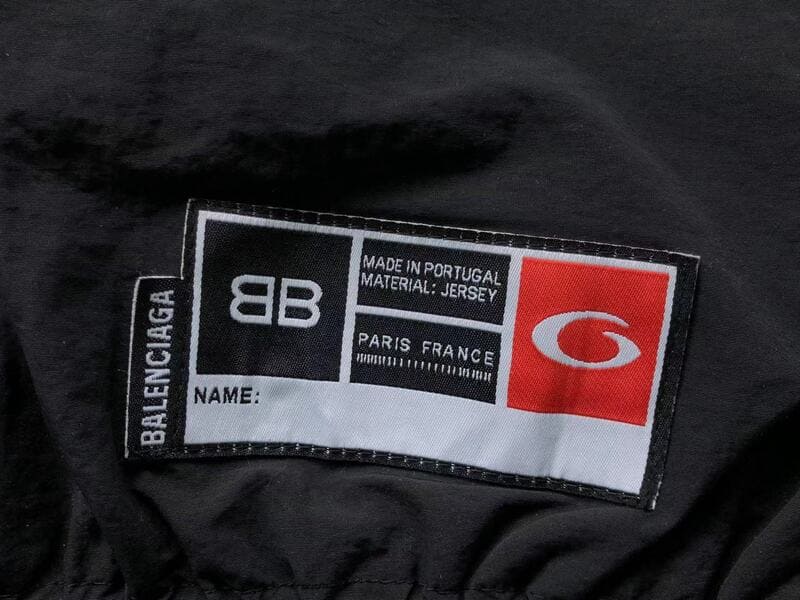 Chamarra Balenciaga Jersey Preta