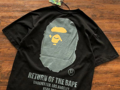 Playera BAPE x Undefeated Ape Head
