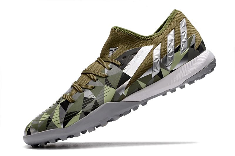 Tachones Predator Edge 3 low Society–Cómodo