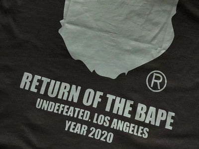 Playera BAPE x Undefeated Ape Head