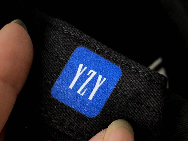 Yeezy x Gap Gorra Flame Black