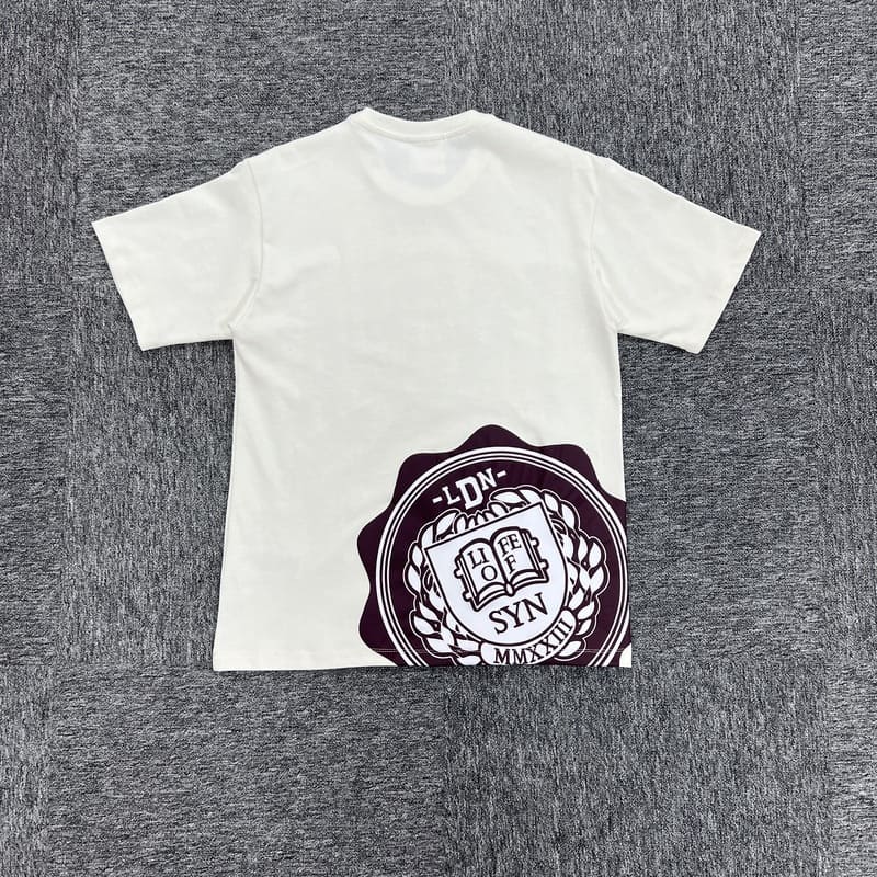 Playera Syna World College