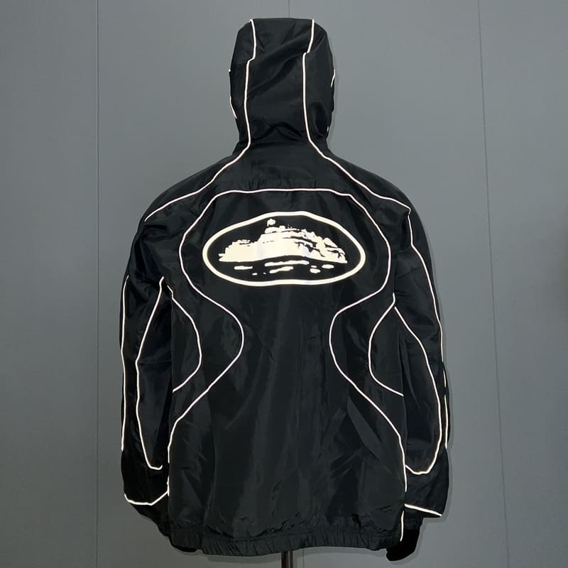 Chamarra Nike x Corteiz