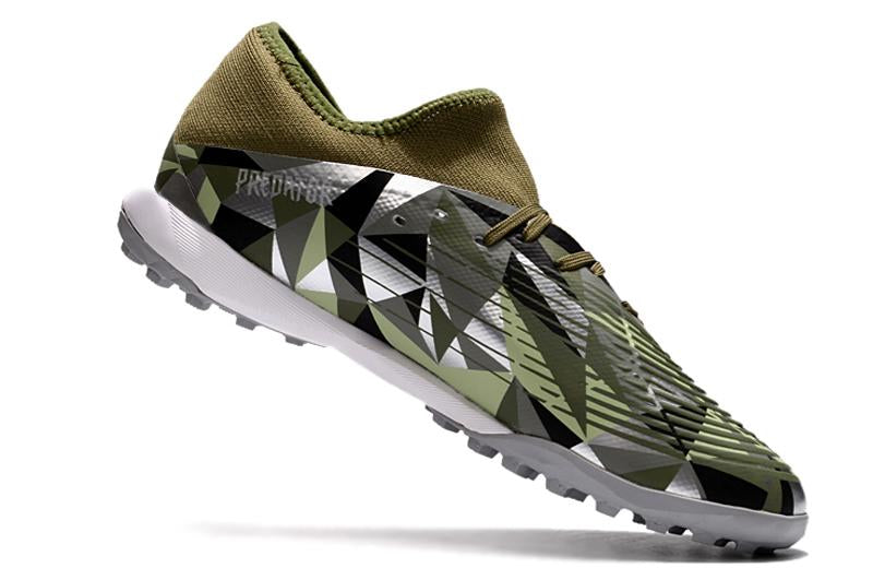 Tachones Predator Edge 3 low Society–Cómodo