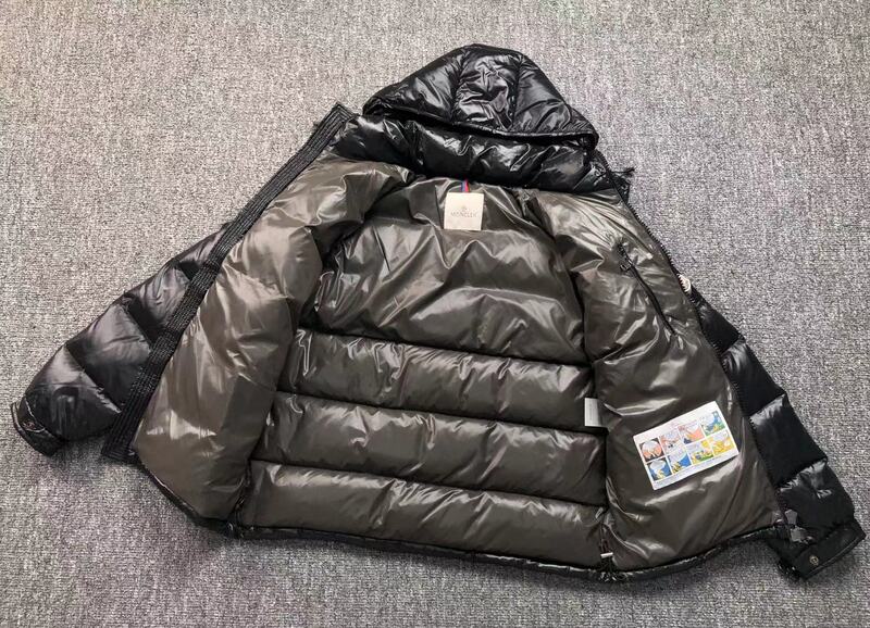 Chamarra Moncler Maya Black