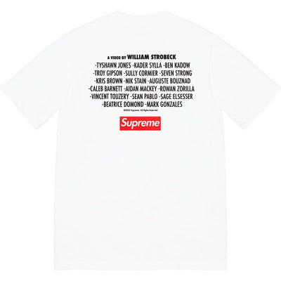 Playera Supreme “Play Dead”