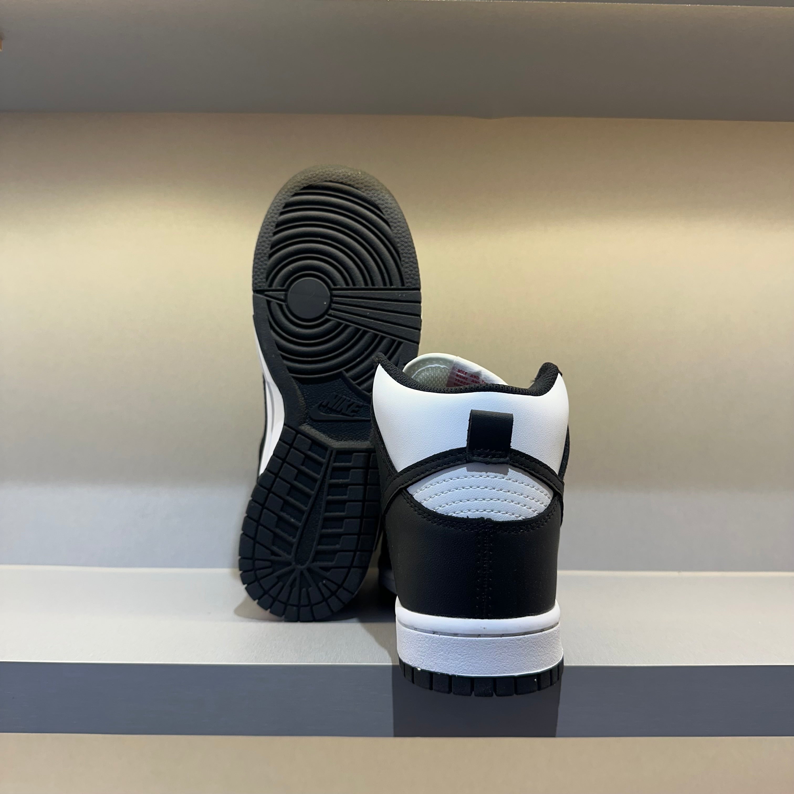 Nike Dunk High Panda
