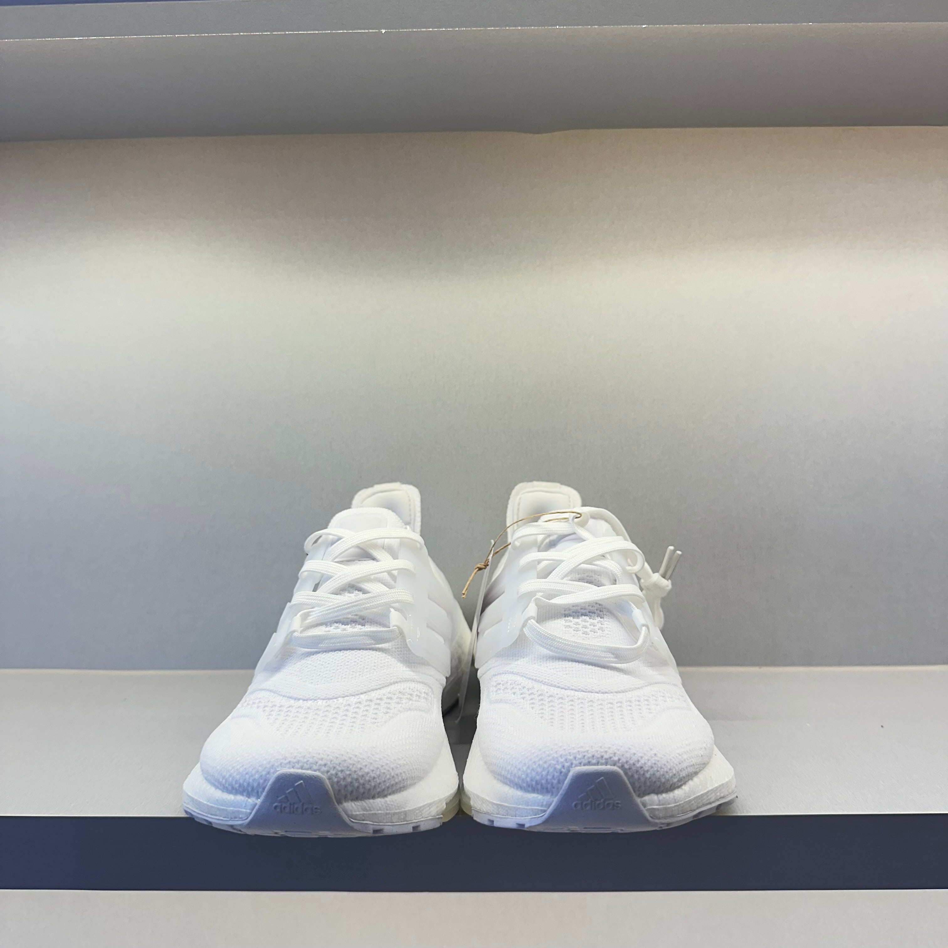Adidas UltraBoost 22 Triple White