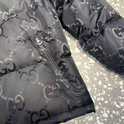 Chamarra Gucci GG Canvas Jumbo Puffer Preta