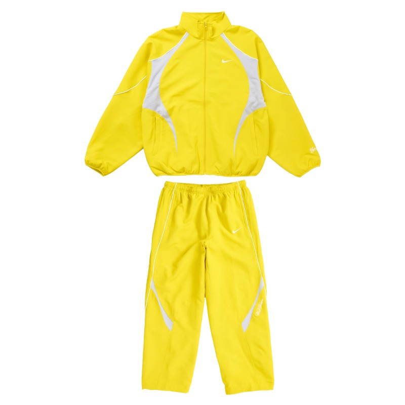 Conjunto Supreme x Nike Track Amarillo