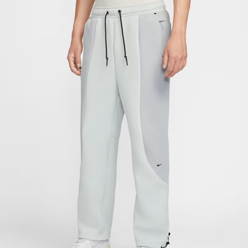 Pantalón Nike Tech Fleece Pro Gris