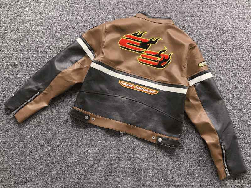 Chamarra Travis Scott x Jordan Archaeo Brown