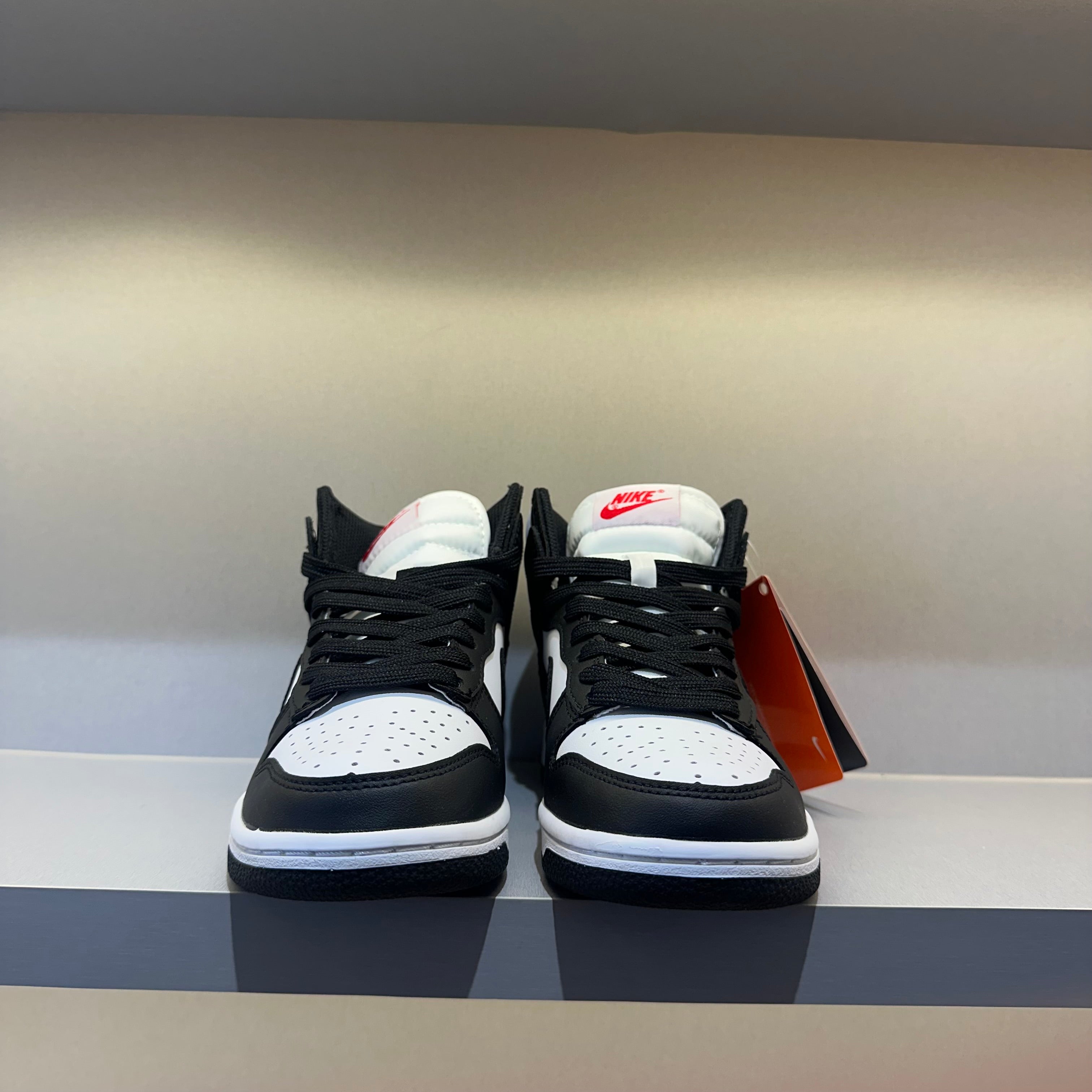 Nike Dunk High Panda