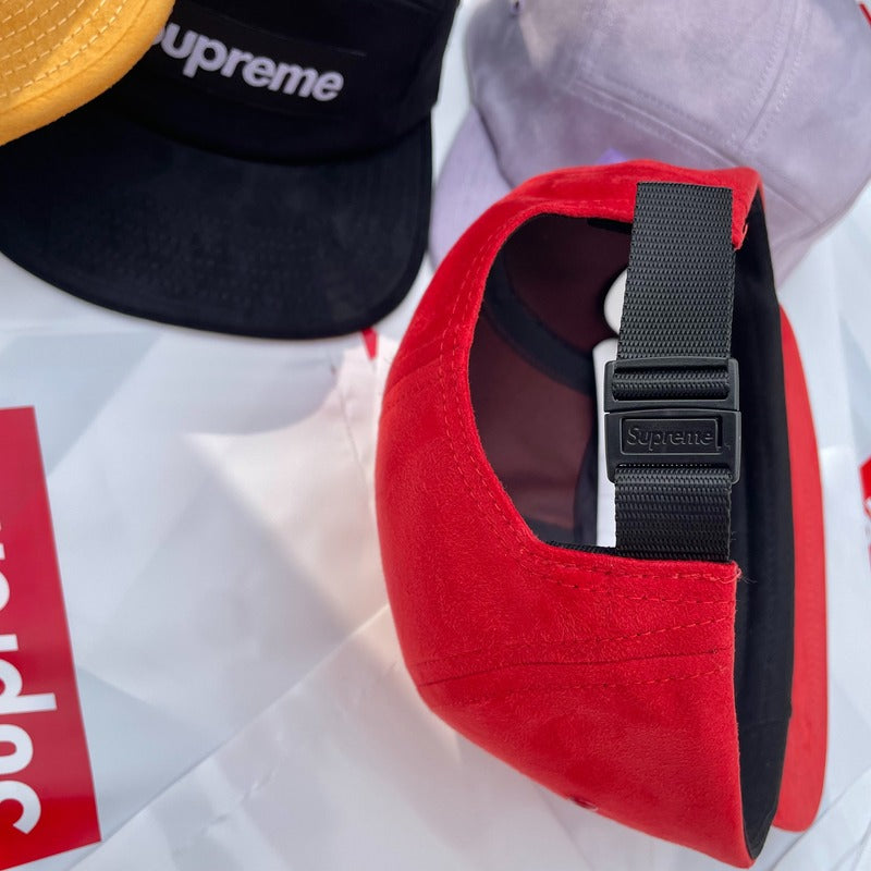 Gorra Supreme Suede Camp Red