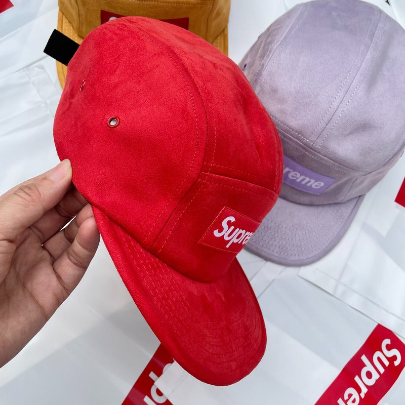 Gorra Supreme Suede Camp Red