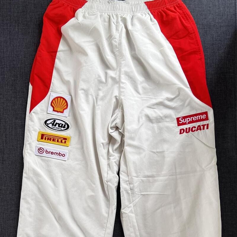 Conjunto Supreme x Ducati Blanco