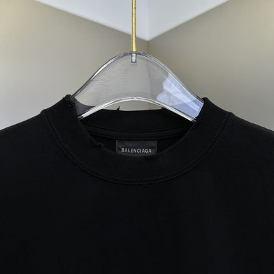 Playera Balenciaga Cracked Logo Distressed