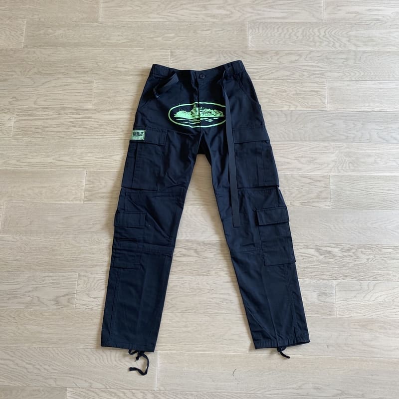 Pantalón Corteiz Cargo Preta y Verde
