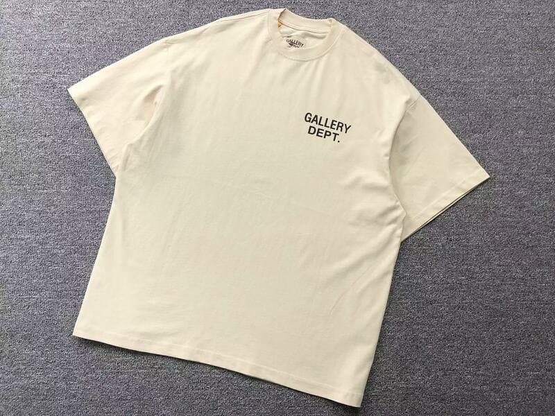 Playera Gallery Dept Souvenir Creme