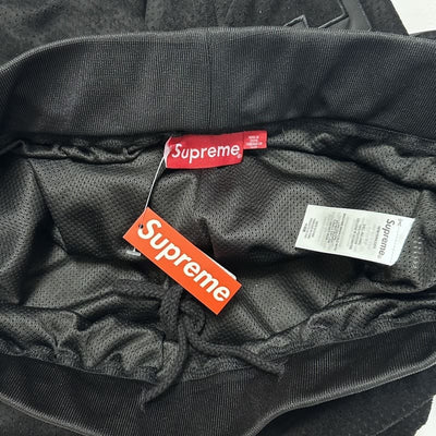 Shorts Supreme Ultrasuede Negro