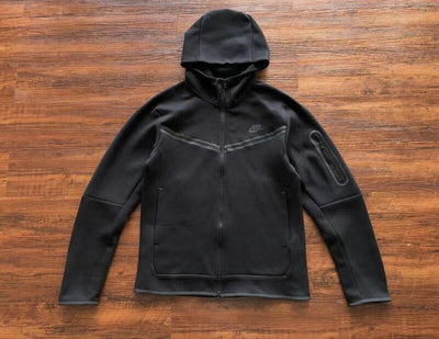 Chamarra Nike Tech Fleece Preta