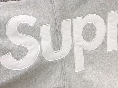 Moletom Supreme Satin Appliqué Gris